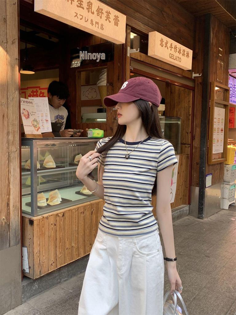 Women's Korean-Style Retro Color Block Striped Short Sleeve T-Shirt - Unique and Trendy Summer Top