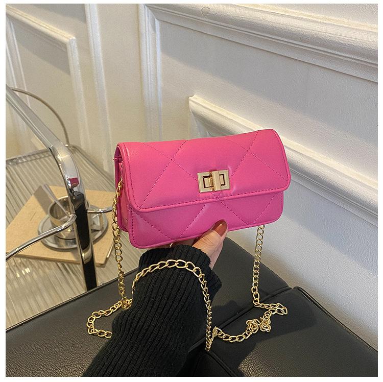 Simple Texture Rhombus Chain Bag Women's 2025 Retro Winter New Transfer Lock Single Shoulder Oblique Span Small Square Bag