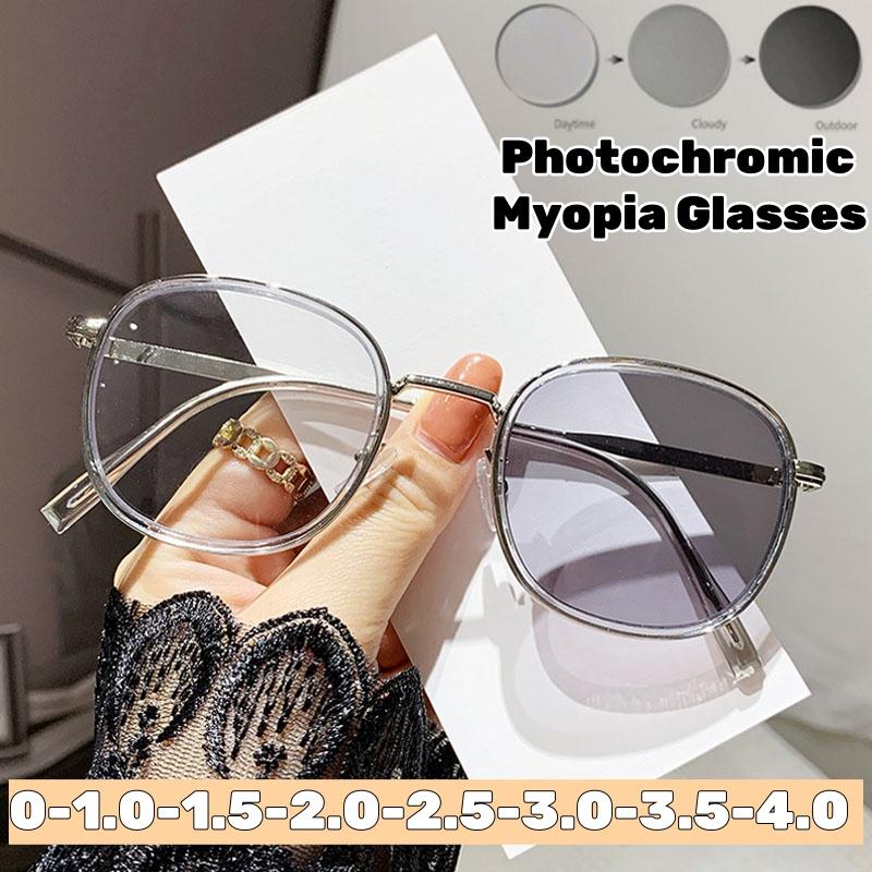 New Retro Photochromic Myopia Glasses for Women Men Large Frame Anti Blue Light Color Changing Sunglasses with Diopter 0 To -4.0