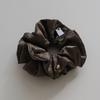 Oar Twin Glossy Scrunchie [Brown]