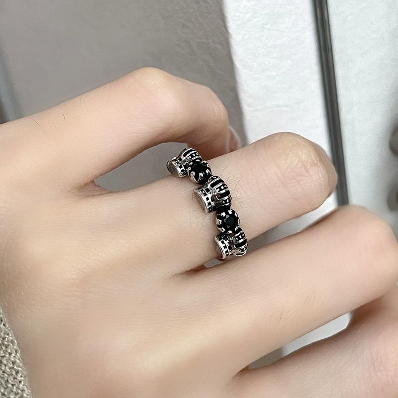 Anel Aberto Punk Retrô Personalizado Design de Nicho Cruz Unha Zircônia Moda Empilhável Dedo Indicador Anel Feminino