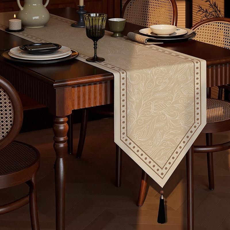 French Pastoral Style Table Flag Luxurious Retro Tassel Table Runner Suitable for Dining Tables TV Cabinets and Side Tables Middle Decorative Banner