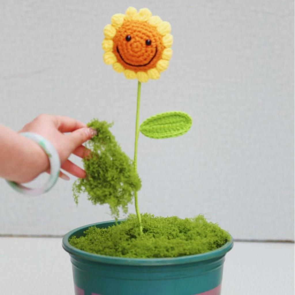 Artificial Green Moss Turf for Decorative Landscaping and Bonsai