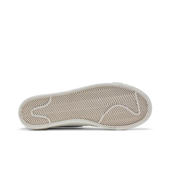 Nike Blazer Low '77 'Blanc Noir' DC4769-102 Chaussures pour Femmes