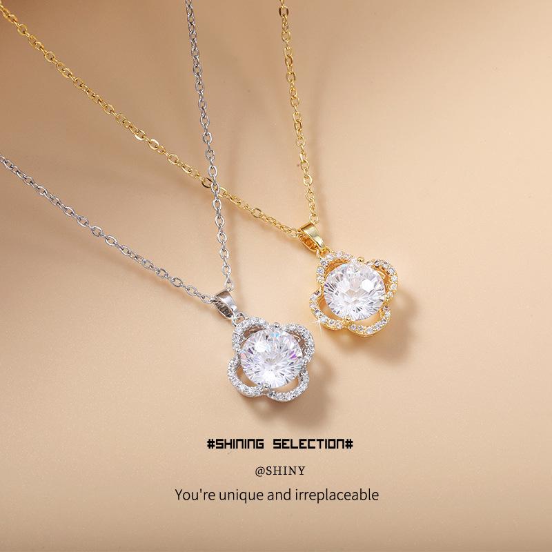 Korean Style Four-Leaf Clover Zircon Pendant Copper Necklace for Women