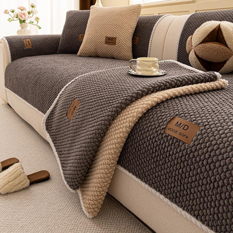 Plush Sofa Cover Autumn Winter New Thickened Comfortable Non-Slip Solid Color Simple High-End Cushion Sofa Cover Home Decoration