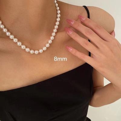 French Light Luxury Small Fragrance Basic Textured High-Quality Glass Pearl Necklace Collarbone Chain Women'S Neck Chain Simple