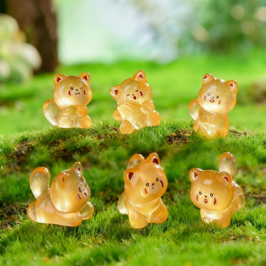 10/20Pcs Luminous Raccoon Figurines Glow In The Dark Small Resin Decoration For Fairy Garden Christmas Party Present Assorted Color