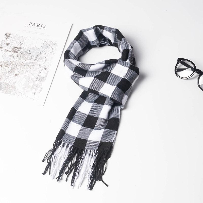 2024 Japanese-Style Plaid Scarf: Versatile Unisex Winter Shawl In Beige