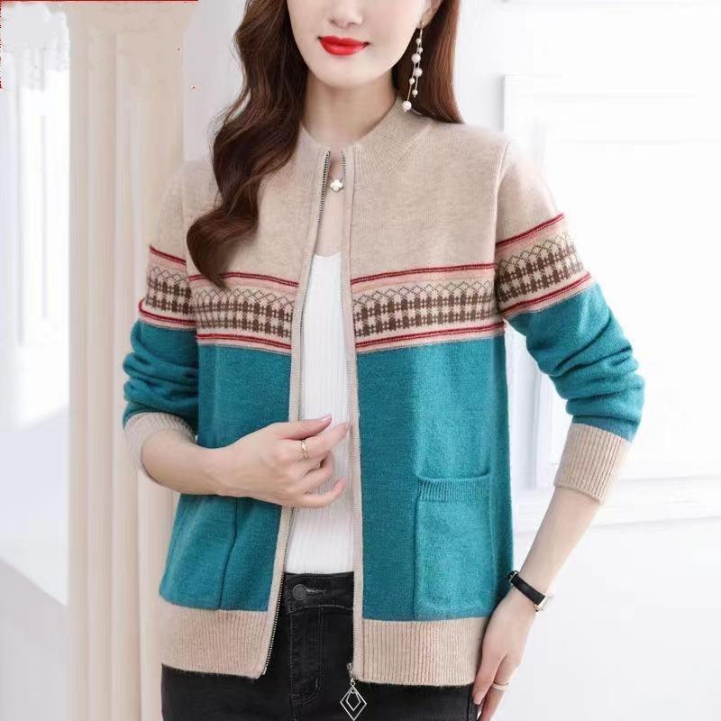 Autumn and Winter New Color Matching Small Coat Women's Sweater with Top Knitted Cardigan Women's