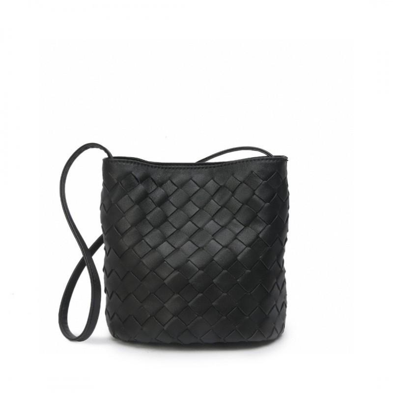 

Genuine Leather Women s Bag High-quality Simple Sheepskin Bucket All-matching Fashionable Shoulder Cross-body Female Length 16 width 11 height 17cm чёрный