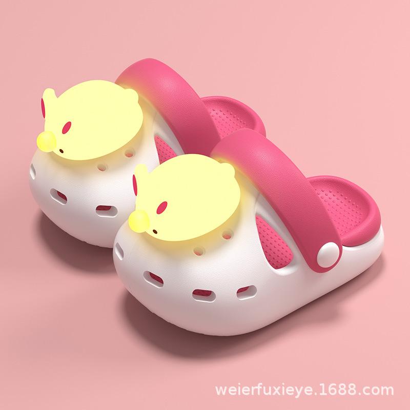 

Children s luminous clogs, summer cartoon cute indoor and outdoor non-slip soft-soled baby beach sandals for boys and girls 15Code【Inner Length14.5