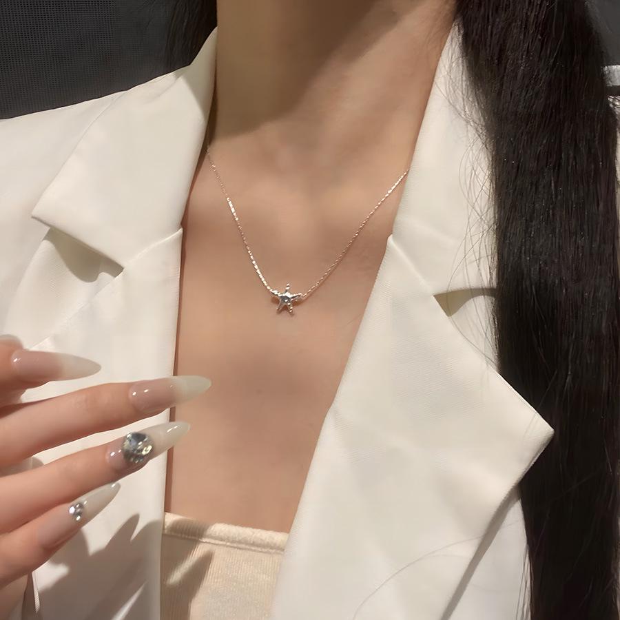 Sweet Starfish Charm Korean Necklace – Trendy Women's Clavicle Chain Fashion Accessory