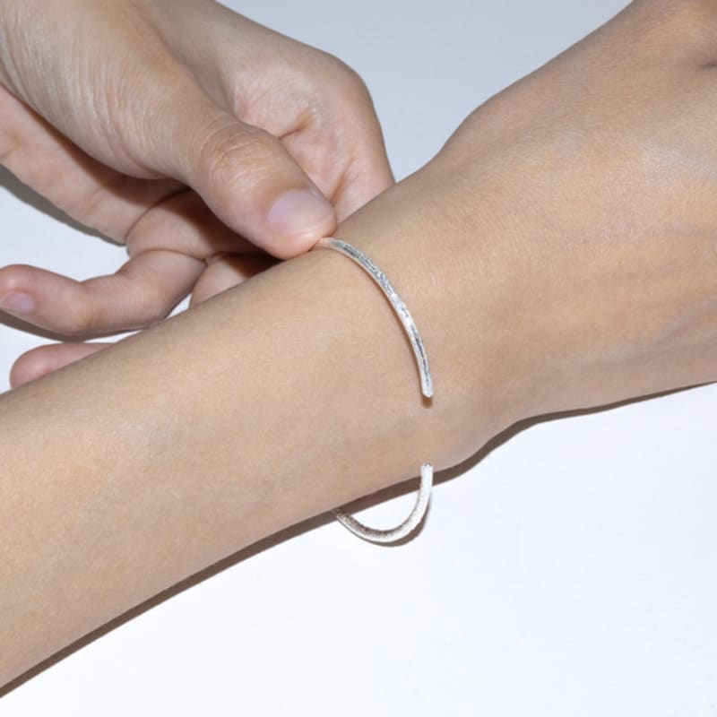 Kiee Oshimu (Silver 925) 806 Slim Crunch Bracelet