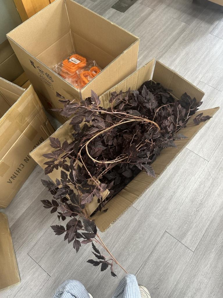 Artificial Cimicifuga Plant Leaves Stems Fake Vase Dining Table Garden Fireplace Decoration