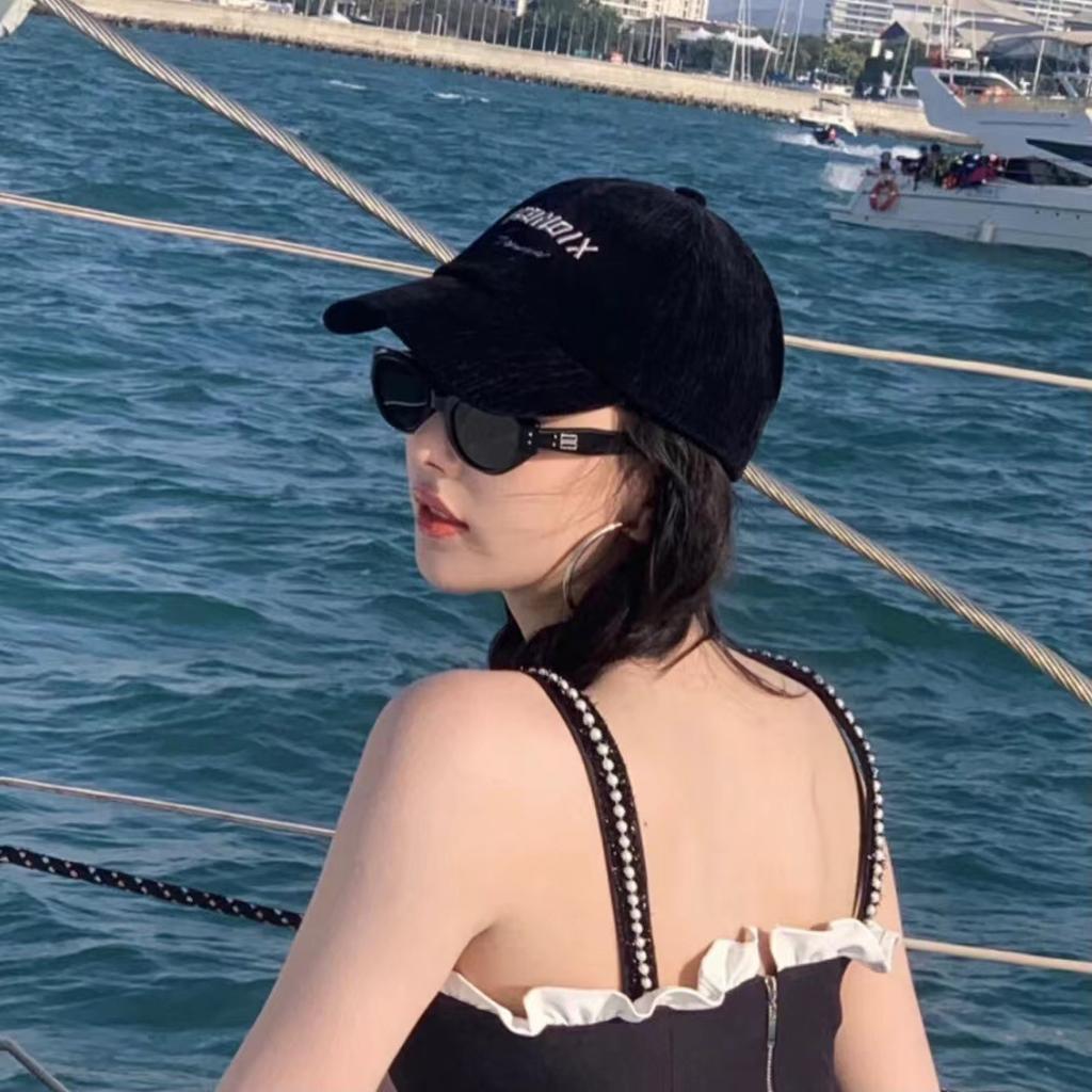 Rivets Decoration Sunglasses Women Cat Eye Shape Uv Protection Men Sun Glasses High Quality Female Sun Glass