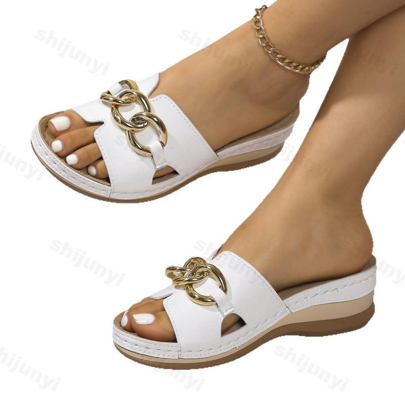 Fashion Women's Slippers Wedges Open Toe Outdoor Casual Slippers Metal Decoration Round Toe Wedges Sandals Summer Fashion Ladies Shoes