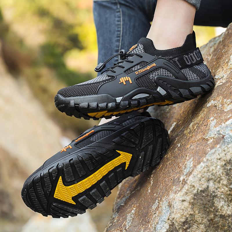 New men's shoes Wading shoes Non-slip breathable sports running shoes Comfortable and versatile outdoor casual shoes Traceway shoes