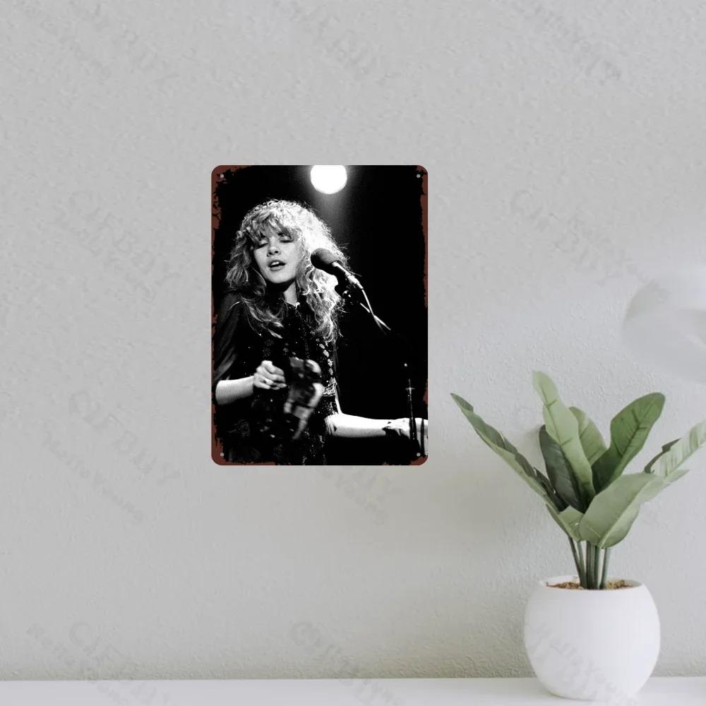 Stilfull Stevie Nicks Vintage Konsert Metallskylt, Väggkonst i Aluminium. Vattentålig, Idealisk för hem, bar, man cave & garage.