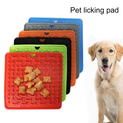 Mat Bone Pattern Slow Feeder Hanging Hole Design Food-Grade Dog Licking Pad Pet Supplies