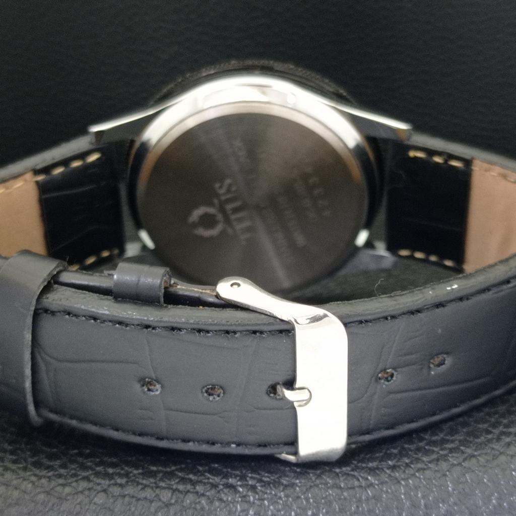 Käsitsi üleskeeratav VINTAGE TITUS SWISS MEESTE PÖÖRATAVA BEZELIGA MUSTA NUMBRILAUAGA KELL a700244-5 R202-a700244
