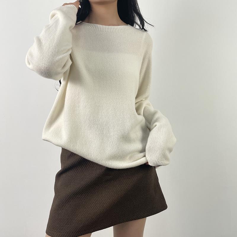 Women's 100% Pure Wool Seamless Sweater - Loose & Slim Fit, Round Neck, Perfect for Autumn & Winter