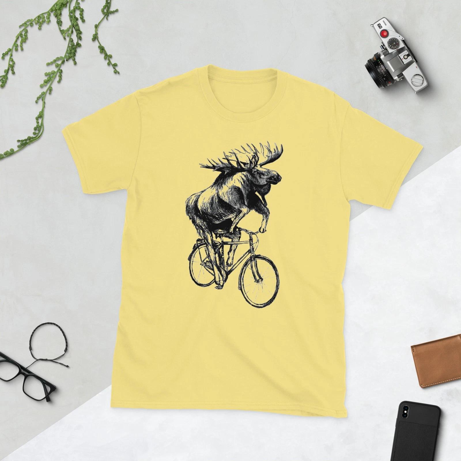

MOOSE RIDING BICYCLE Short-Sleeve T-Shirt FALL Fun! C@@L! L