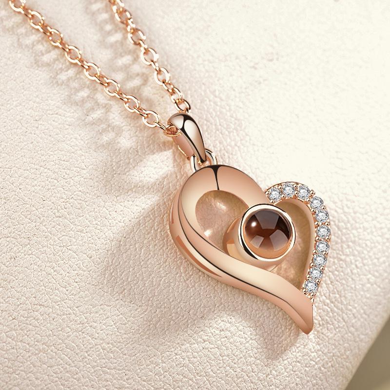 Love Memory Necklace: Projects 'I Love You' in 100 Languages, TikTok-Style Couple's Copper Clavicle Chain