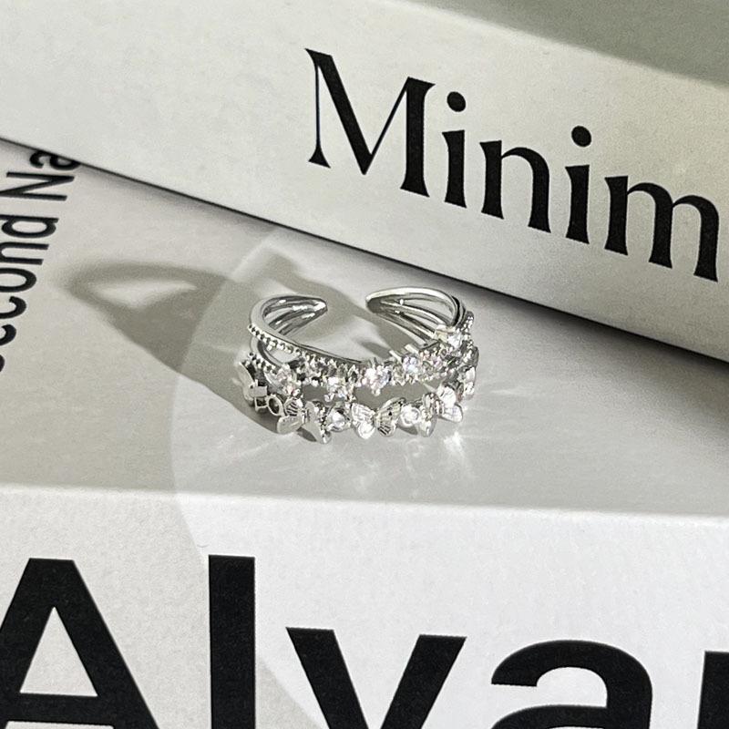 Light luxury Internet celebrity mix and match personalized flower bow fashion ring women full of diamonds flower language niche cold wind ring tide