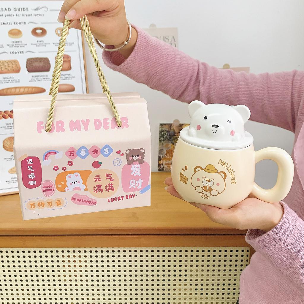 Mug with Lid Spoon Cute Little Bear Mug with Good Looks Girl with A Heart Drink Water Cup To Give Girls Birthday Gift