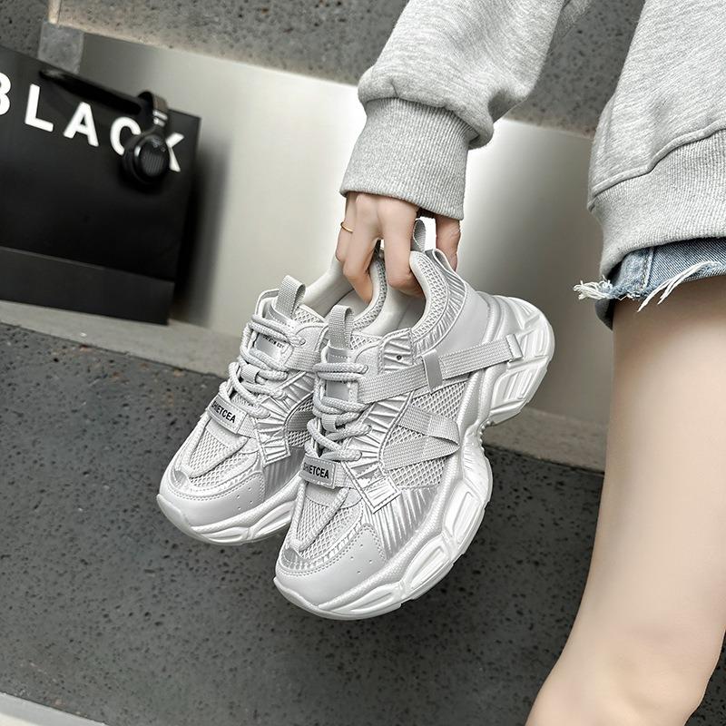 

Thick-soled heightened and lightweight trendy dad shoes for women with small feet, new spring and autumn versatile women s casual shoes 40 сірий колір
