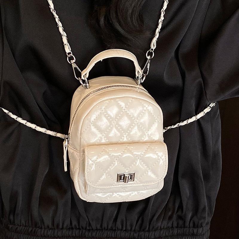 Fashion texture portable small backpack diamond chain high sense versatile daily backpack