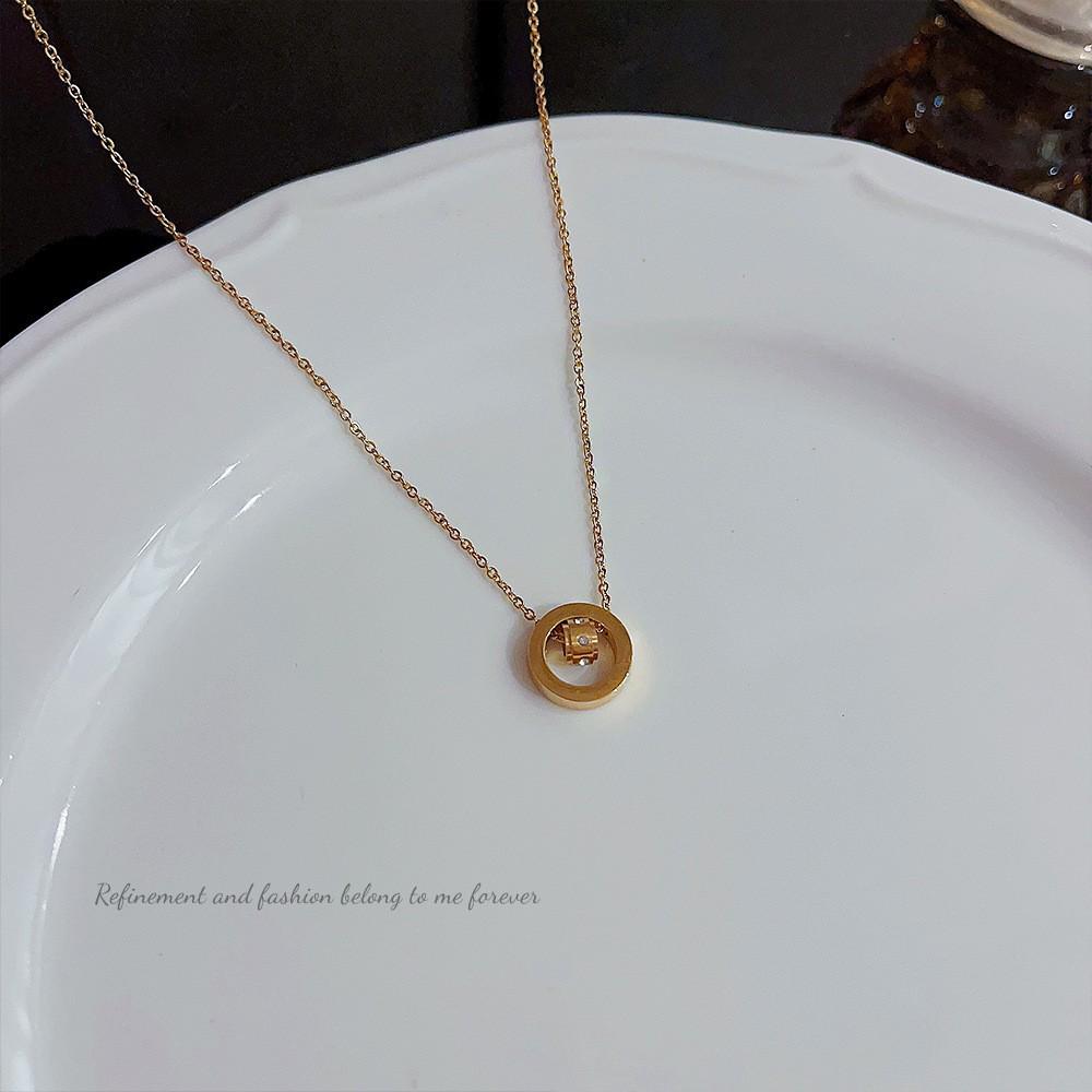 18K Gold Titanium Rhombus Clavicle Chain Necklace - Women’s Trendy Geometric Choker Pendant
