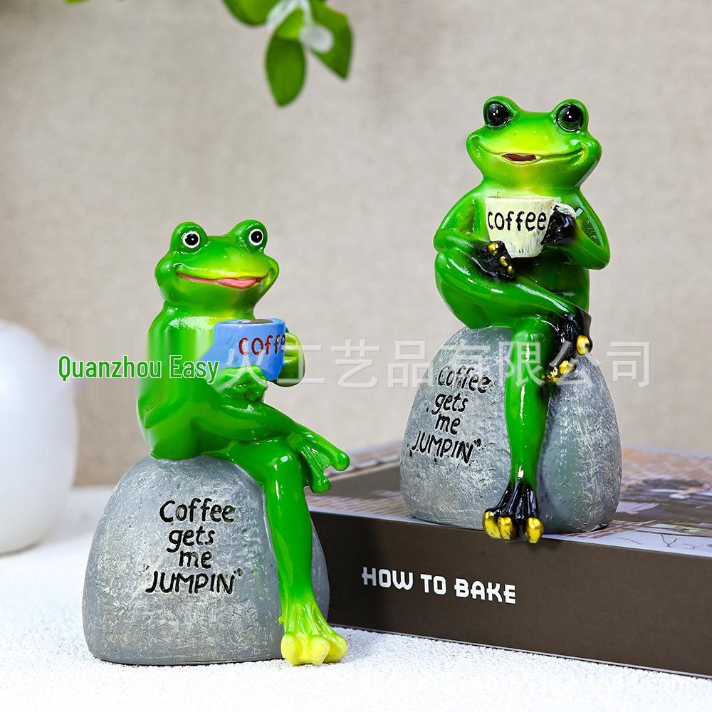 Frog Garden Statue Ornament: Outdoor/Indoor Resin Decor