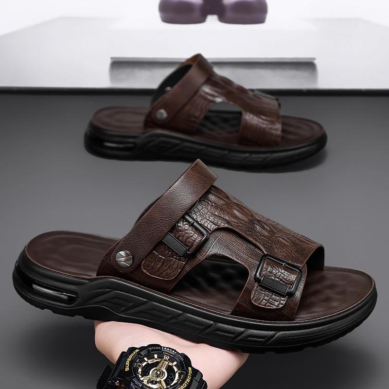 New Men's Summer Sandals Outdoor Travel Beach Shoes Casual Crocodile Pattern Thick-soled Dual-purpose Breathable Non-slip Slippers