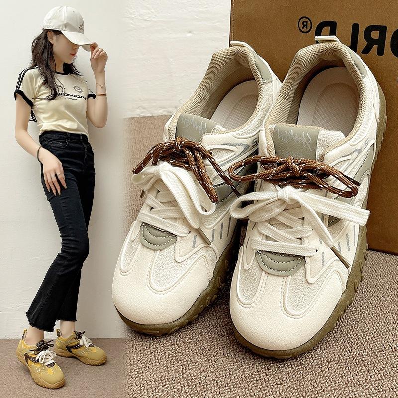 

High-value niche board shoes Wasteland wind thick-soled German training shoes 22 new four-season Forrest Gump sports shoes hongjie 39