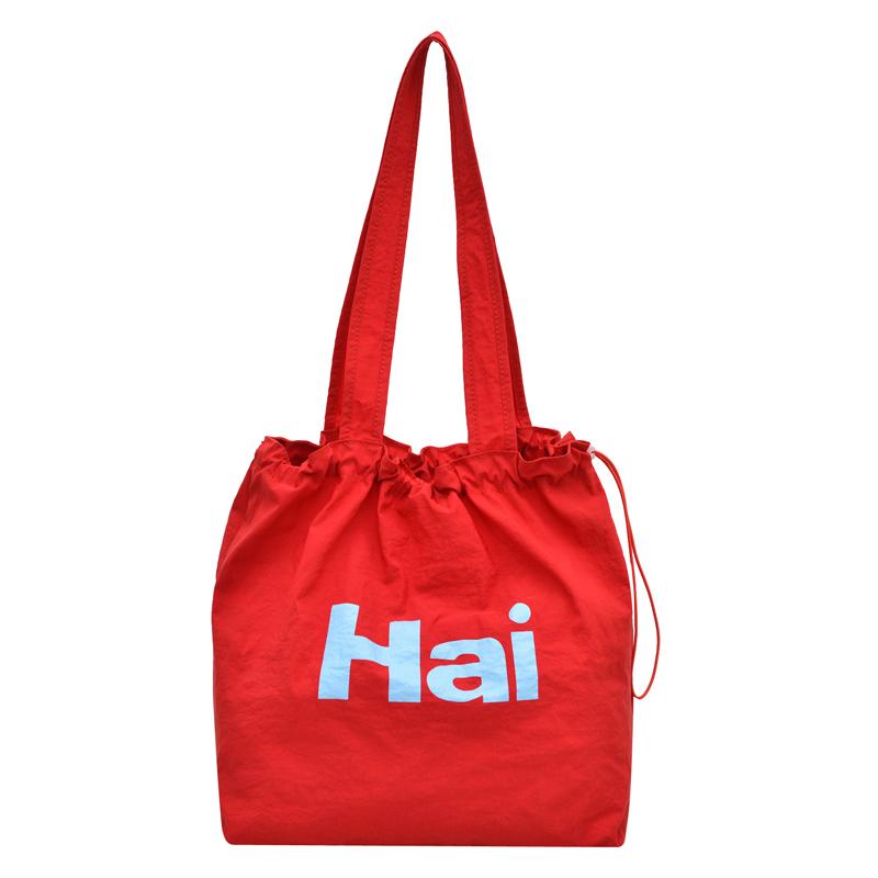 2026 Letter Print Drawstring Tote Bag for Women Large Capacity Lightweight Nyl Shoulder Bag Casual Commuter Shopping Handbag красный