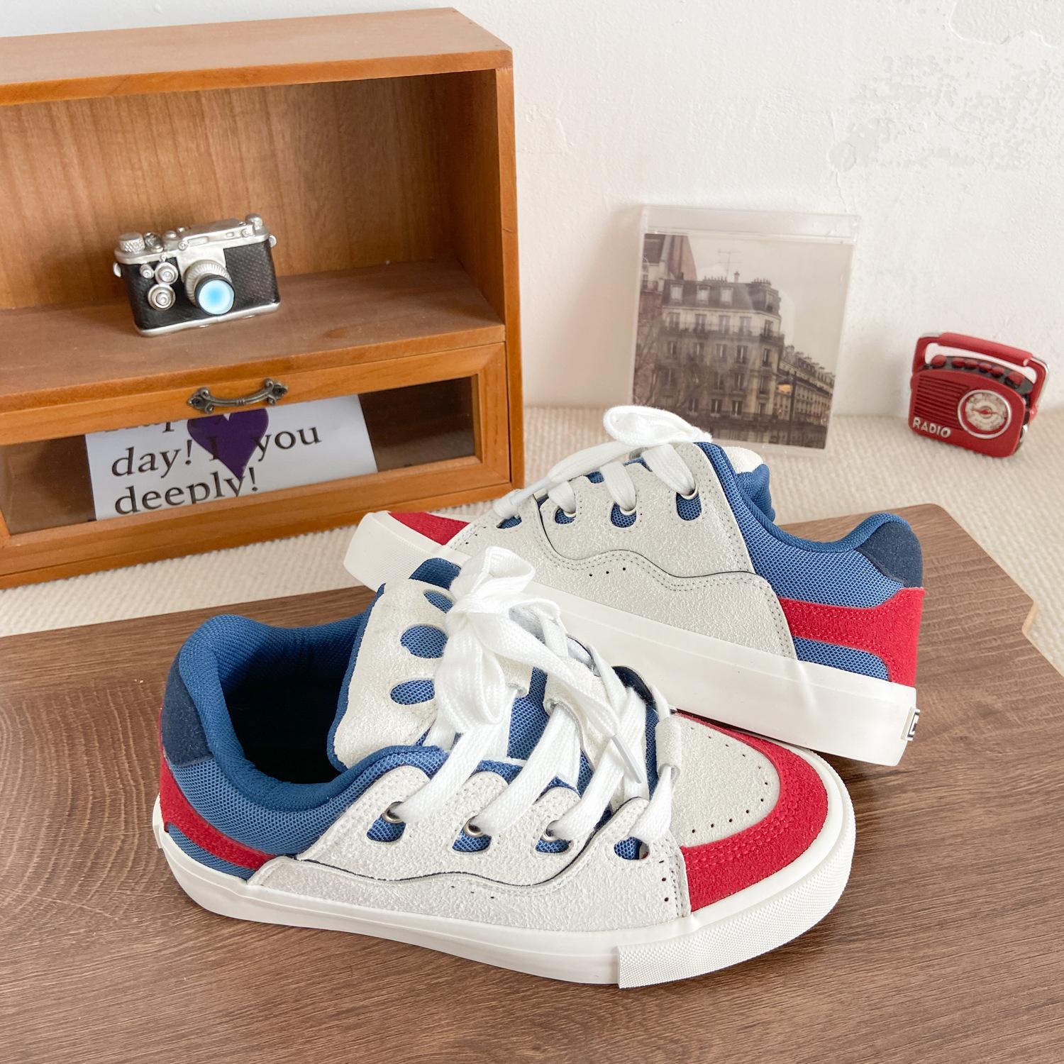 

Реплика X100 хлебные туфли женские нишевая взрывная мода супер огонь 2024 новые трендовые универсальные повседневные кеды 35