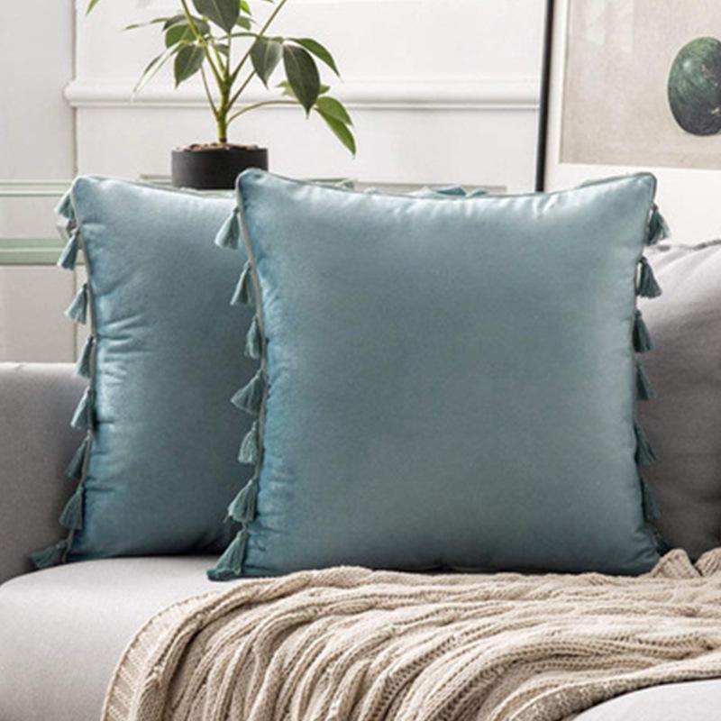 Nordic Style Solid Color Tassel Pillow Cover Short Plush Cushion Covers Bedroom Sofa Decorative Pillowcase Bohemian Style Gift Cushion Covers