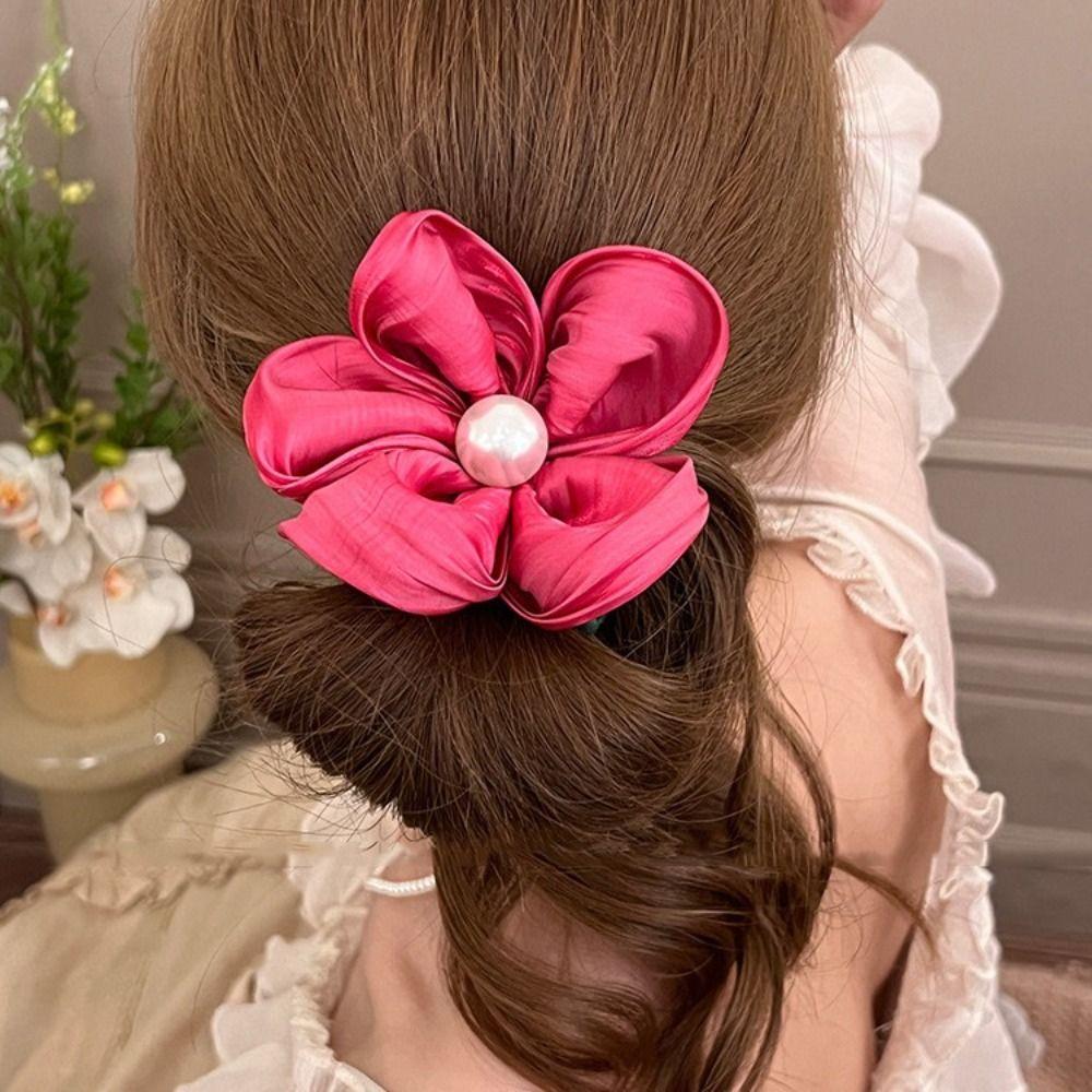 

Korean Style Flower Scrunchie Headwear Flower Headband Sweet Pearl Head Rope Women