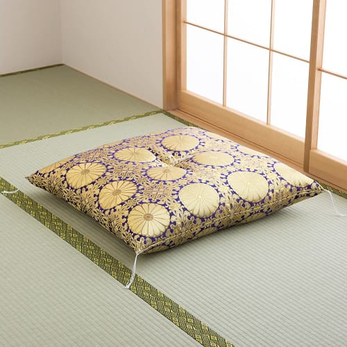 Buddhist Altar Shop Takita Shoten's Gozen Zabuton (Fudazen Zabuton) with Four Teapots, Purple, for Buddhist Memorial Services, Buddhist Altars, Buddhi