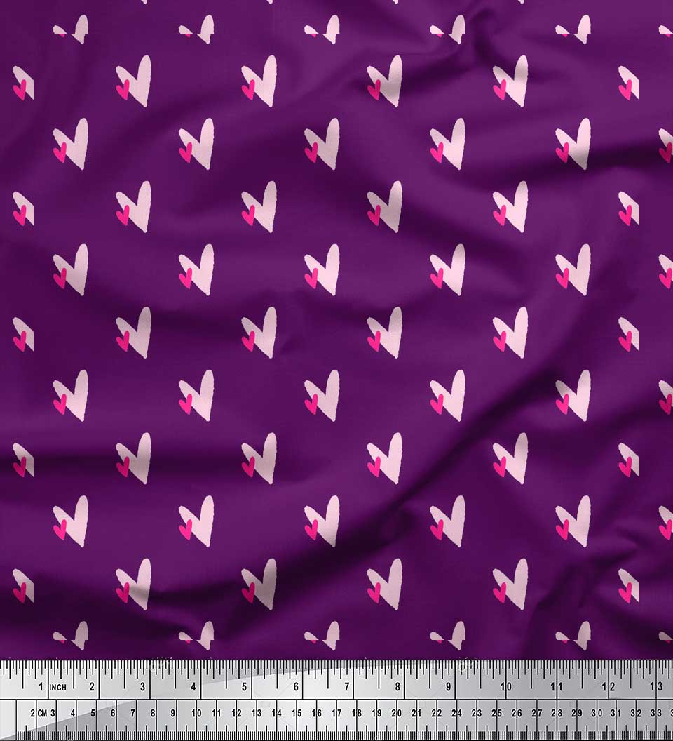 

Тканина для рукоділля Soimoi Grey Japan Crepe Satin Pink Heart Printed на метри 42 дюйма 42 Inch Wide - Poly Crepe фіолетовий