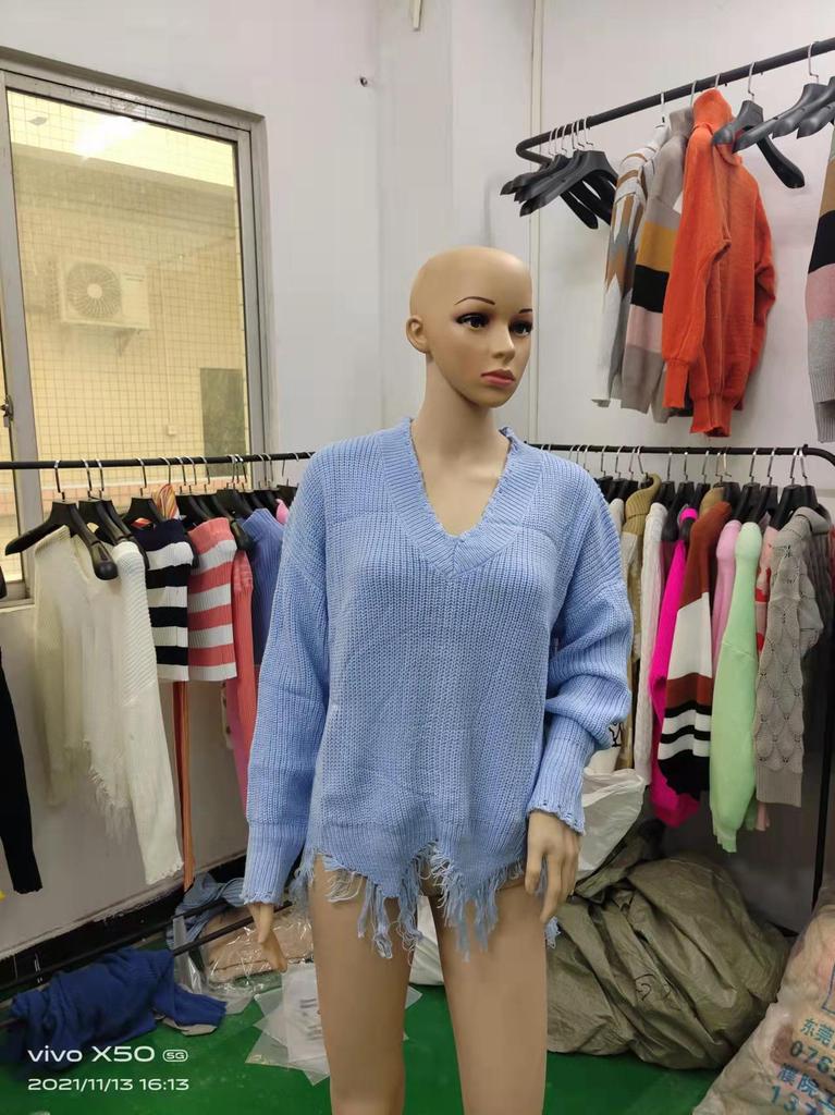 2022 Off-Shoulder Loose Knit Sweater with Deep V-Neck and Tassel Details