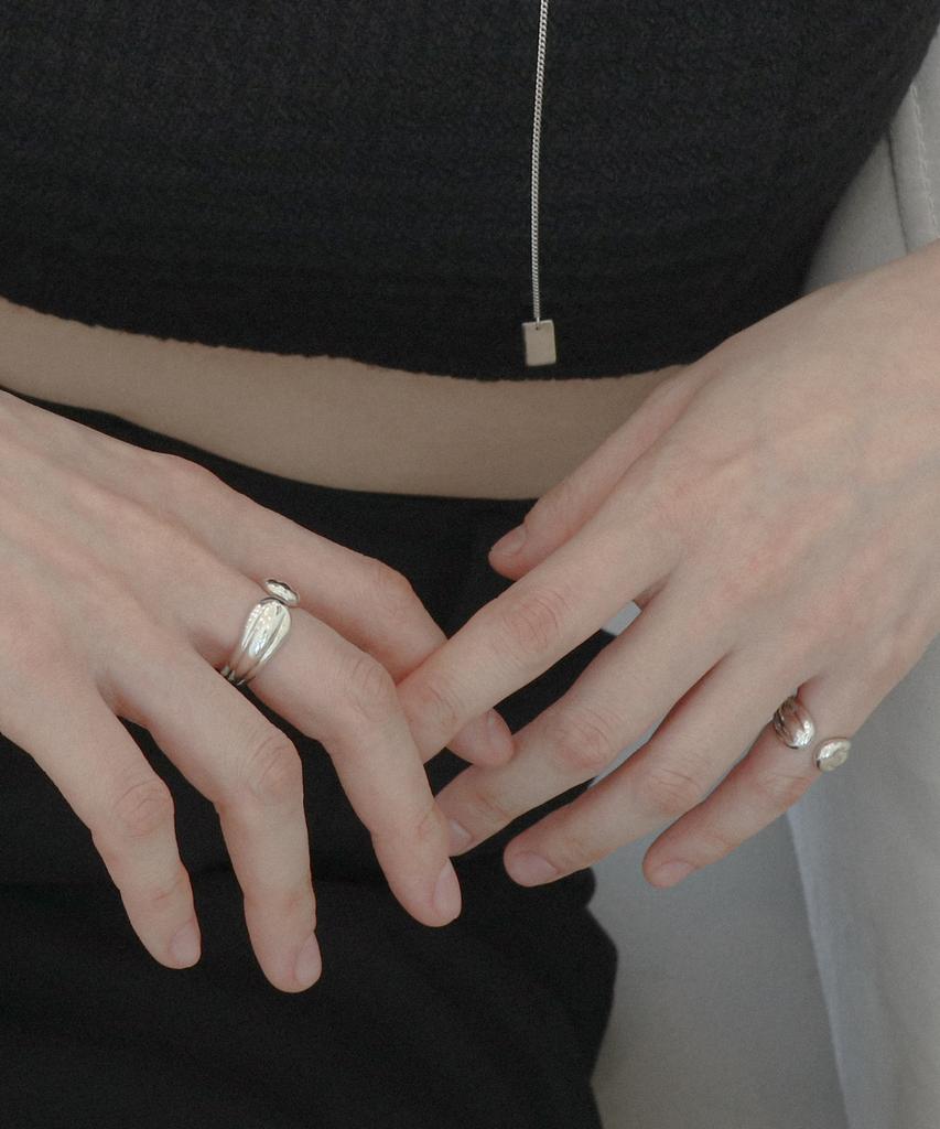 Suiove Flow Open Ring