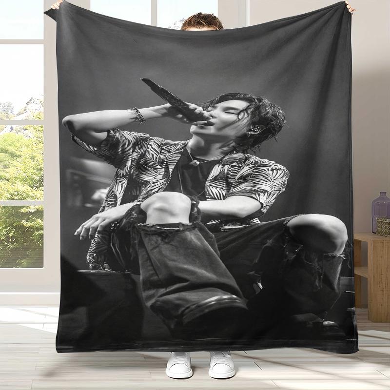 SUGA Agust D Kpop B-BTS Flannel Blanket,Ultra Soft Warm Plush Throw for Home Bedroom Bed Sofa Cover Office Camping picnic gift 75x90cm