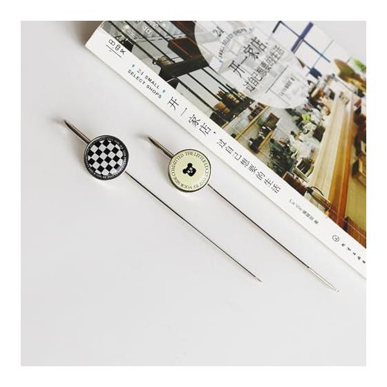 EMERSPRING Metal Bookmark, Cute Black and White Checkered Cream Bear Design, Stainless Steel, Durable, Fashionable Book Marker for Books and