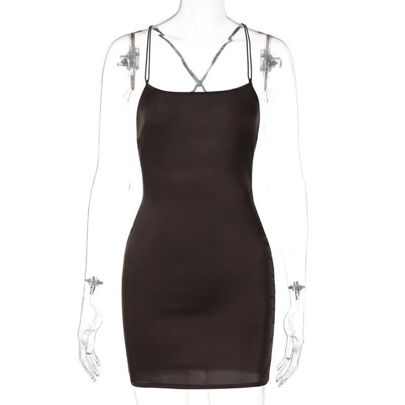 

Трансграничное летнее женское платье из Европы и Америки, атласное платье с одной линией шеи, сексуальное открытое платье с рюкзаком и ягодицами L темно-коричневого