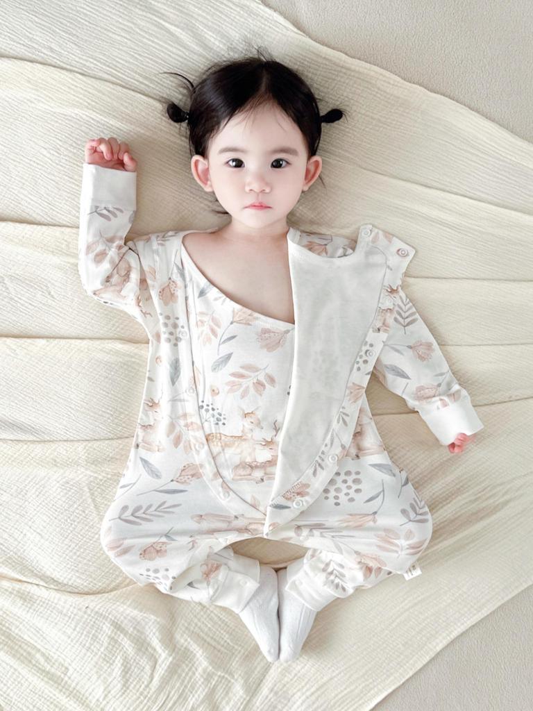 Double-Layer Pure Cotton Baby Romper: Breathable, Boneless, Close-Fitting, Warm Newborn Crawling Clothes.