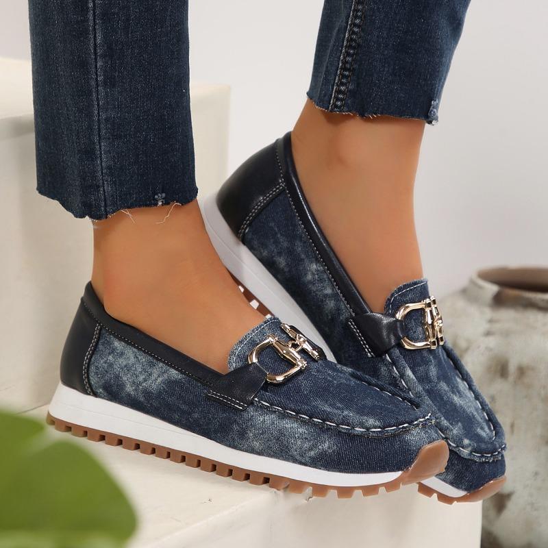 Flat bottom round head single shoes women's spring new European and American foreign trade large size chain belt buckle foot women's shoes wholesale