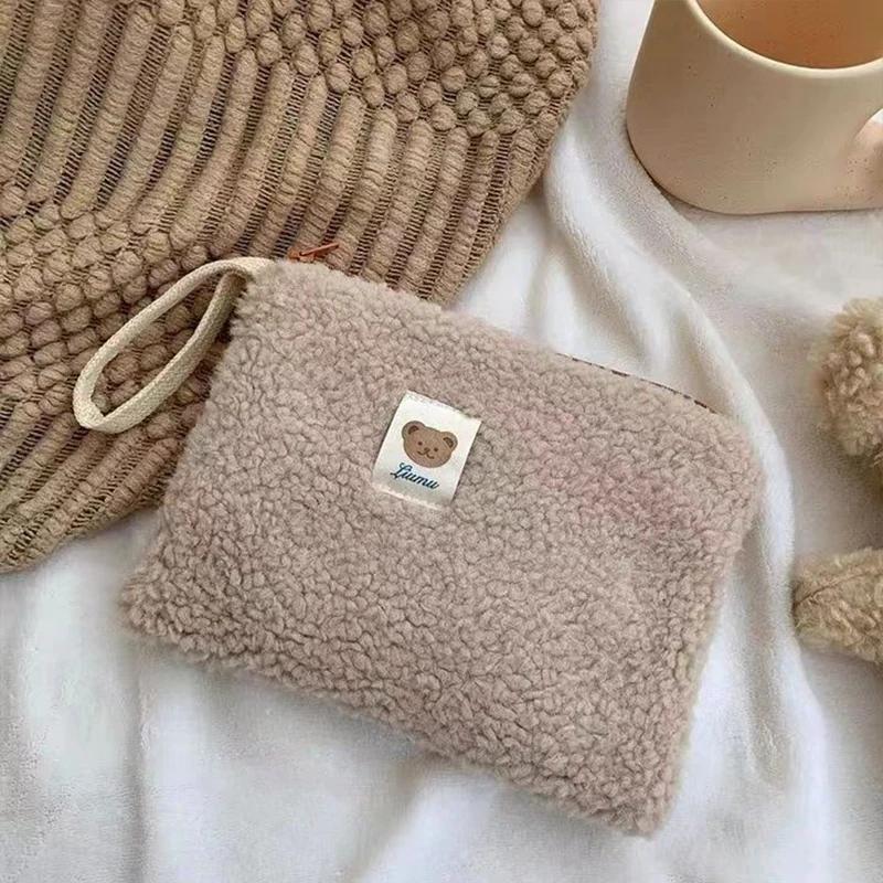 Large Capacity Cute Plush Travel Cosmetic Lipstick Storage Bag Women Makeup Kits Handbags Organizer Wallet Pencil Case Pouch Bag